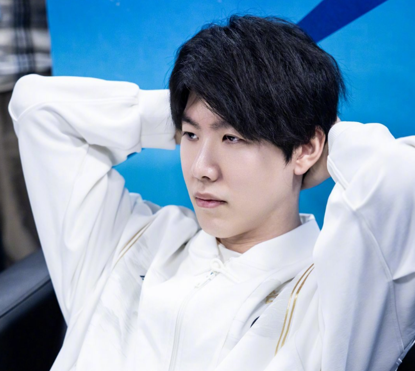 Satwoshi 在签约一个月后离开 SCARZ